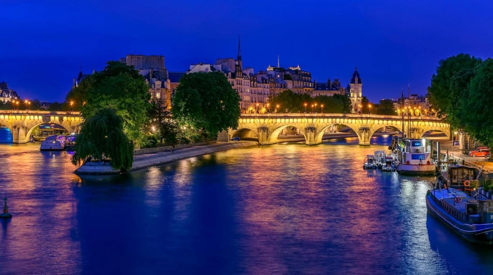 Best Central Chambres Privees - Seine & Louvre In The Connected Heart Of Parijs Buitenkant foto
